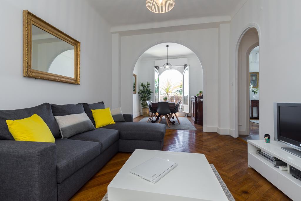 ניס Beautiful Apartment By The Sea Front מראה חיצוני תמונה